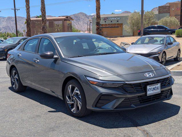 2025 Hyundai Elantra Blue - Photo 7