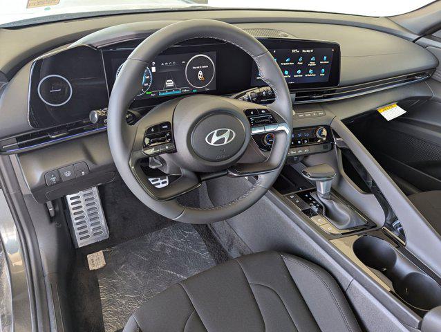 2025 Hyundai Elantra Blue - Photo 12