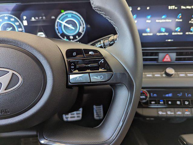 2025 Hyundai Elantra Blue - Photo 14