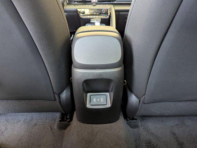 2025 Hyundai Elantra Blue - Photo 21