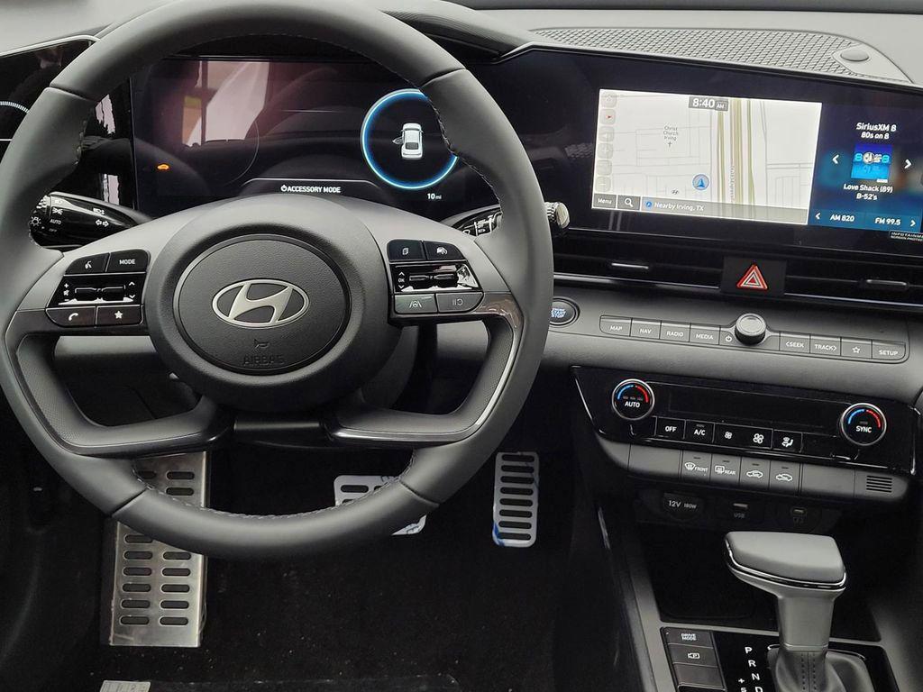 2025 Hyundai Elantra Blue - Photo 11