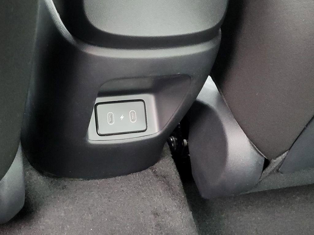 2025 Hyundai Elantra Blue - Photo 16