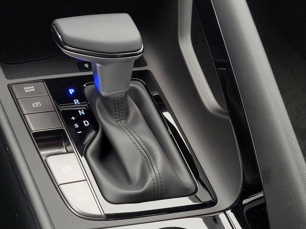 2025 Hyundai Elantra Blue - Photo 30