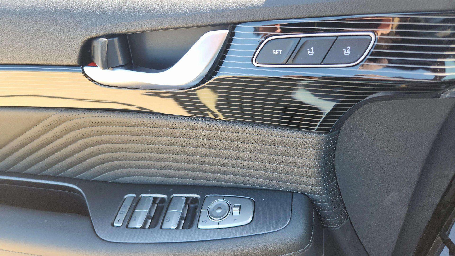 2025 Hyundai Palisade Calligraphy Night Edition - Photo 18