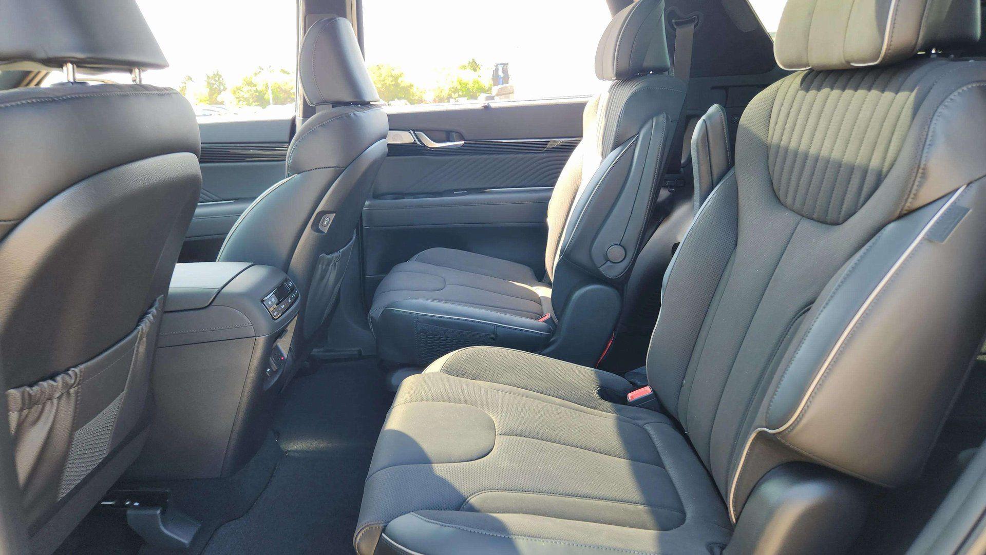 2025 Hyundai Palisade Calligraphy Night Edition - Photo 20