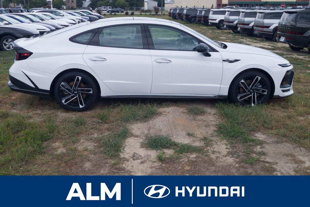 2025 Hyundai Sonata N Line photo 4