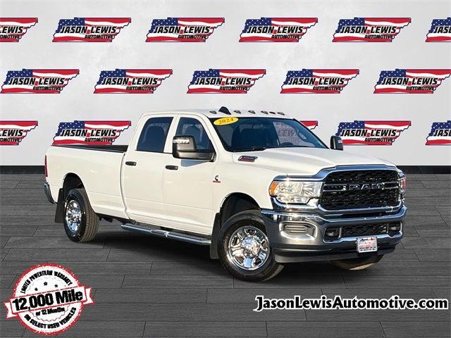 2024 RAM 3500 Tradesman Crew Cab 4x4 8 Box