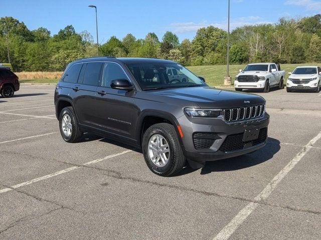 2023 Jeep Grand Cherokee Laredo 4x4