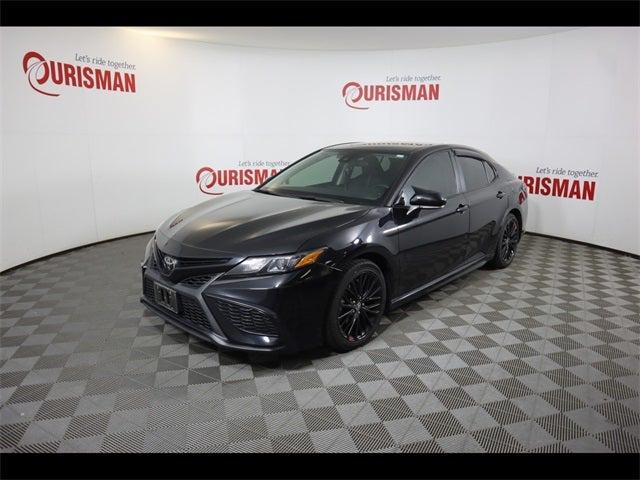 2022 Toyota Camry SE Nightshade Edition