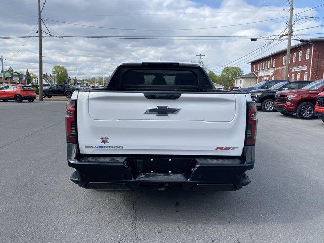 2025 Chevrolet Silverado EV RST