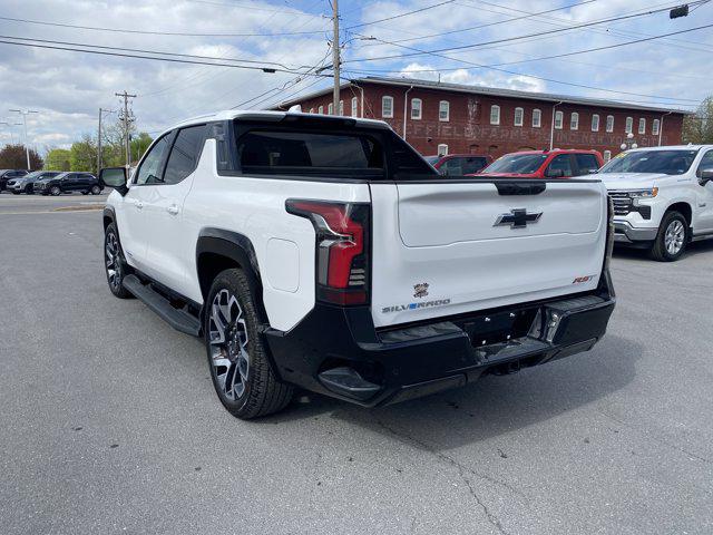 2025 Chevrolet Silverado EV RST
