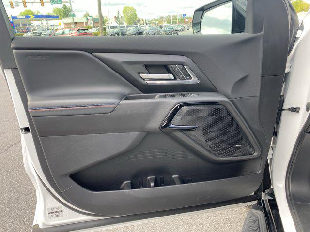 2025 Chevrolet Silverado EV RST