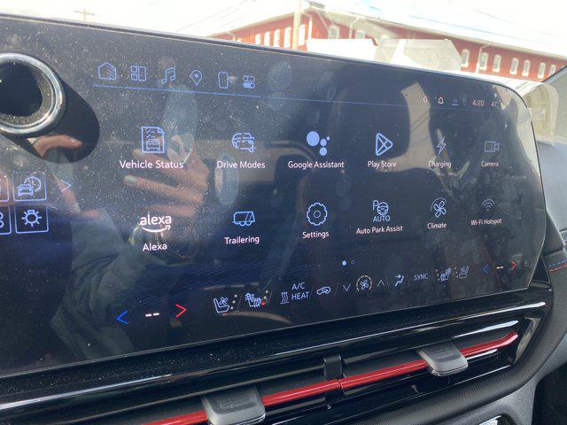 2025 Chevrolet Silverado EV RST