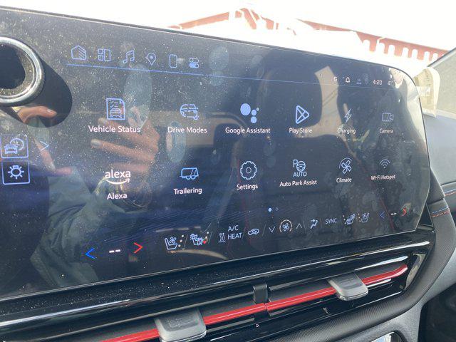 2025 Chevrolet Silverado EV RST