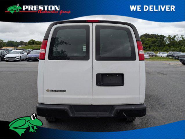 2021 Chevrolet Express Cargo Van RWD 2500 Extended Wheelbase WT