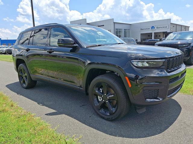 2025 Jeep Grand Cherokee L Altitude 4x4