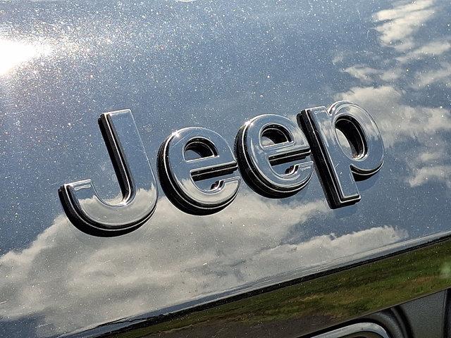 2025 Jeep Grand Cherokee L Altitude 4x4