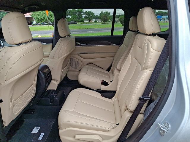 2025 Jeep Grand Cherokee L Limited 4x4
