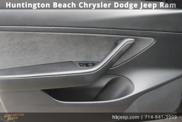 2021 Tesla Model 3 Standard Range Plus Rear-Wheel Drive