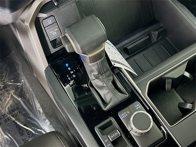 2025 Toyota Tundra SR5 4WD