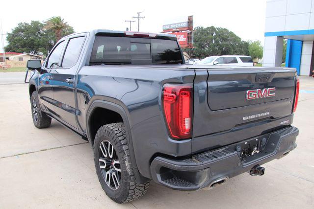 2022 GMC Sierra 1500 Limited 4WD Crew Cab Short Box AT4