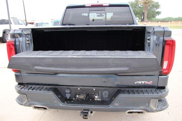 2022 GMC Sierra 1500 Limited 4WD Crew Cab Short Box AT4