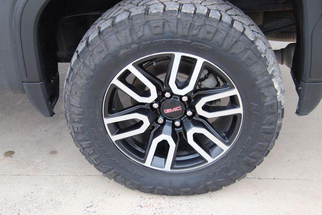 2022 GMC Sierra 1500 Limited 4WD Crew Cab Short Box AT4