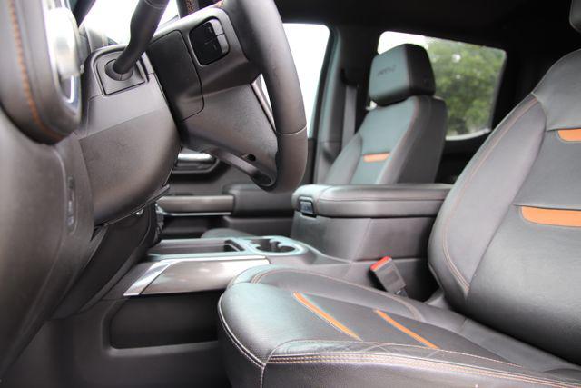 2022 GMC Sierra 1500 Limited 4WD Crew Cab Short Box AT4