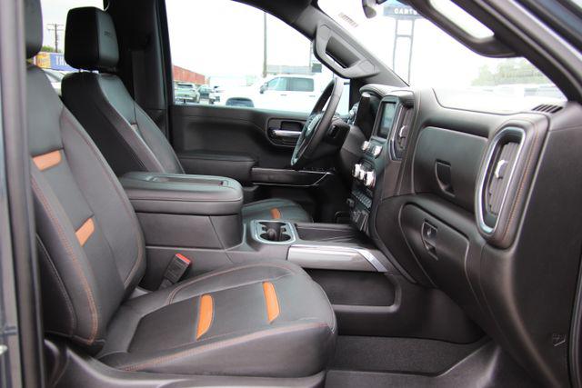 2022 GMC Sierra 1500 Limited 4WD Crew Cab Short Box AT4