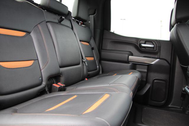 2022 GMC Sierra 1500 Limited 4WD Crew Cab Short Box AT4