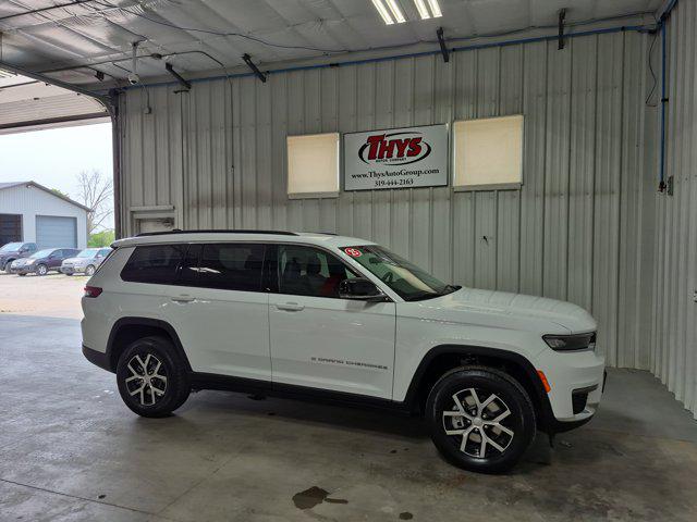 2025 Jeep Grand Cherokee GRAND CHEROKEE L LIMITED 4X4