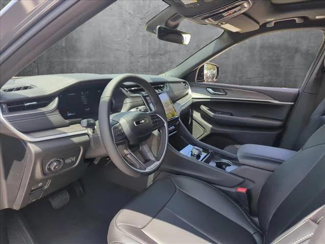 2025 Jeep Grand Cherokee GRAND CHEROKEE L LIMITED 4X2