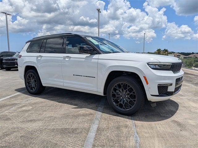 2025 Jeep Grand Cherokee GRAND CHEROKEE L SUMMIT RESERVE 4X4