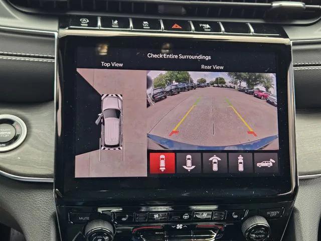 2025 Jeep Grand Cherokee Overland 4x4