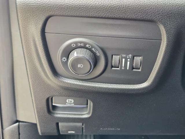 2025 Jeep Grand Cherokee Overland 4x4