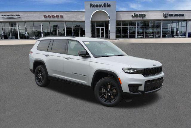 2025 Jeep Grand Cherokee GRAND CHEROKEE L ALTITUDE 4X4