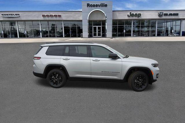 2025 Jeep Grand Cherokee GRAND CHEROKEE L ALTITUDE 4X4