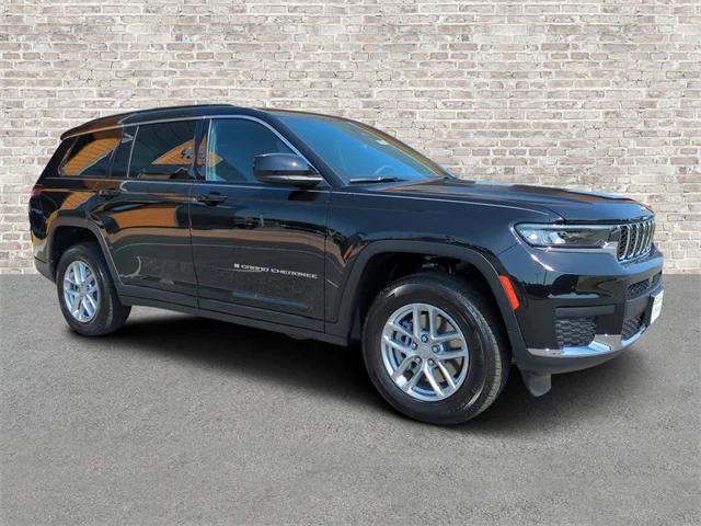2025 Jeep Grand Cherokee GRAND CHEROKEE L LAREDO X 4X4