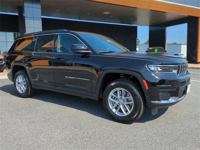 2025 Jeep Grand Cherokee GRAND CHEROKEE L LAREDO X 4X4