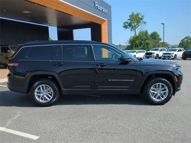 2025 Jeep Grand Cherokee GRAND CHEROKEE L LAREDO X 4X4
