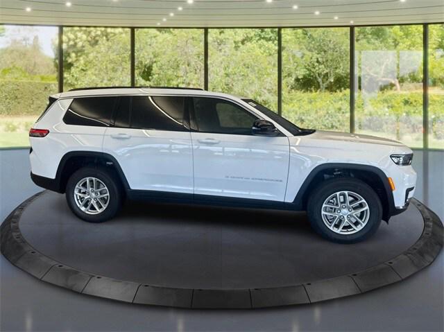 2025 Jeep Grand Cherokee GRAND CHEROKEE L LAREDO X 4X4