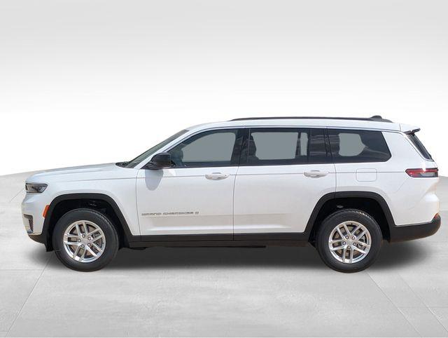 2025 Jeep Grand Cherokee GRAND CHEROKEE L LAREDO X 4X2