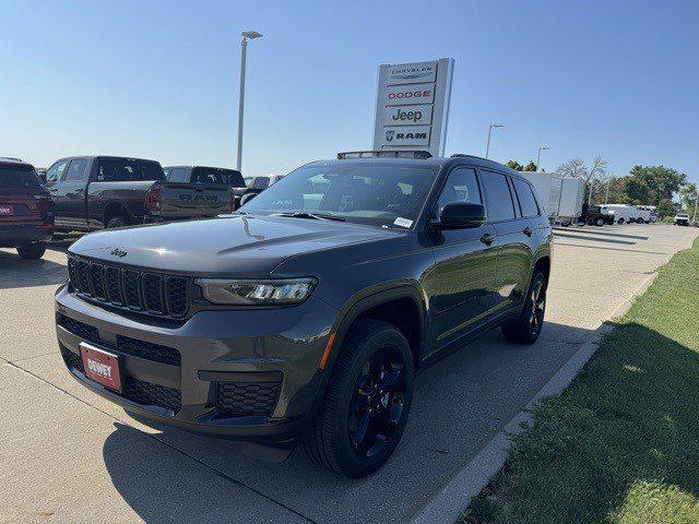 2025 Jeep Grand Cherokee GRAND CHEROKEE L ALTITUDE X 4X4