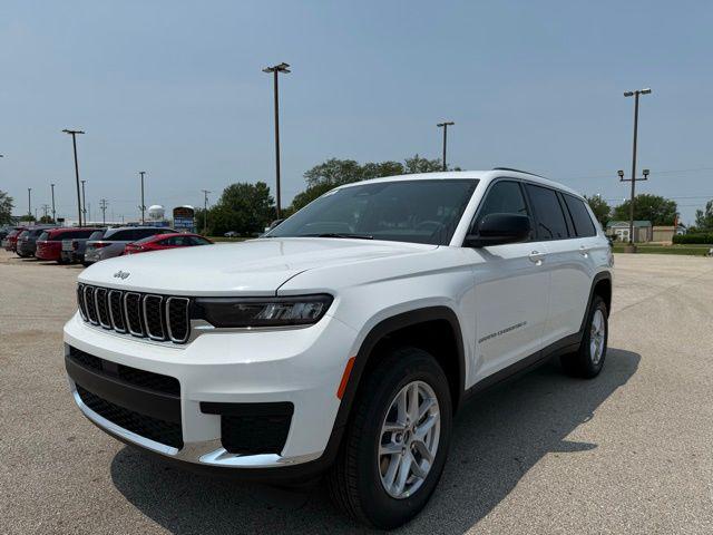 2025 Jeep Grand Cherokee GRAND CHEROKEE L LAREDO X 4X4