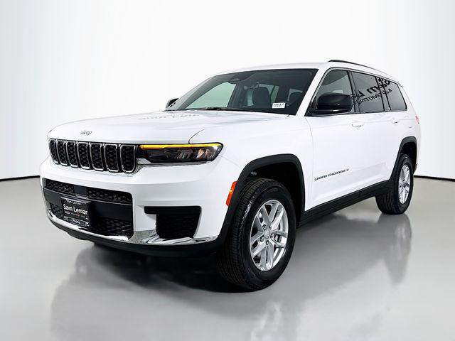 2025 Jeep Grand Cherokee GRAND CHEROKEE L LAREDO X 4X4