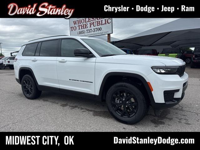 2025 Jeep Grand Cherokee GRAND CHEROKEE L ALTITUDE X 4X2