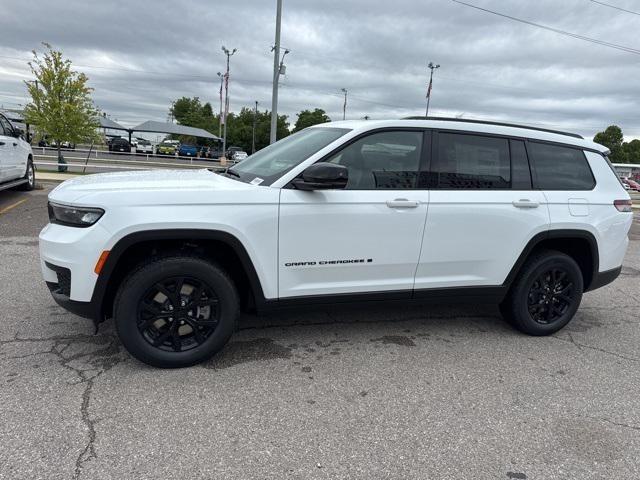 2025 Jeep Grand Cherokee GRAND CHEROKEE L ALTITUDE X 4X2