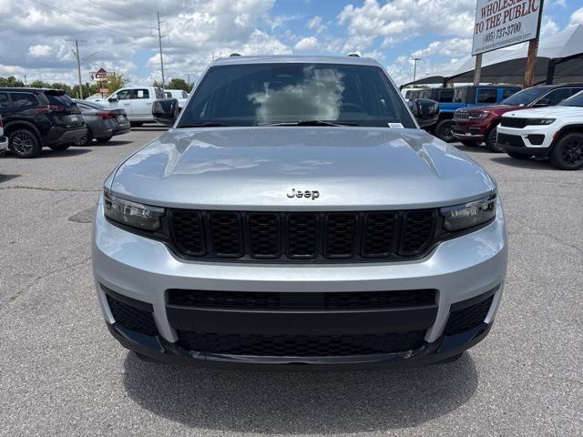 2025 Jeep Grand Cherokee GRAND CHEROKEE L ALTITUDE X 4X2