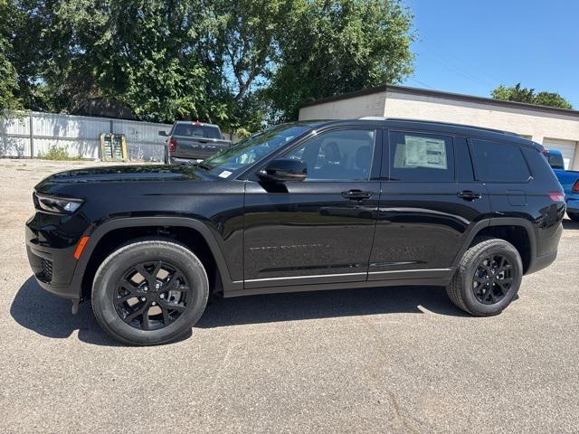 2025 Jeep Grand Cherokee GRAND CHEROKEE L ALTITUDE 4X4
