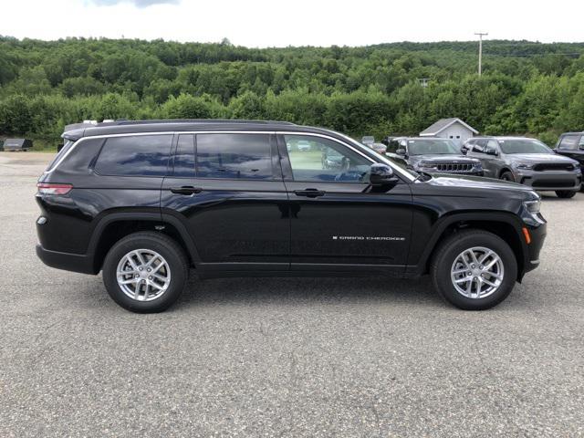 2025 Jeep Grand Cherokee GRAND CHEROKEE L LAREDO X 4X4